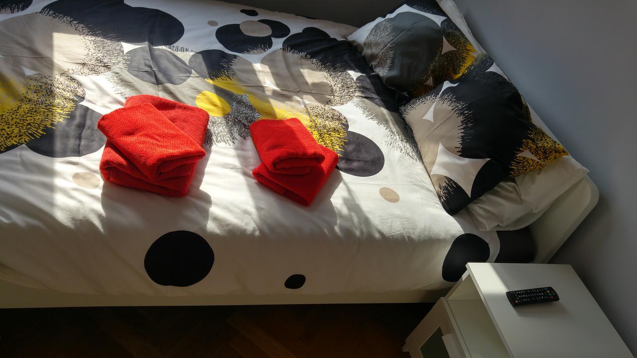 Rent0Nline Niepodleglosci Rooms Metro 华沙 外观 照片