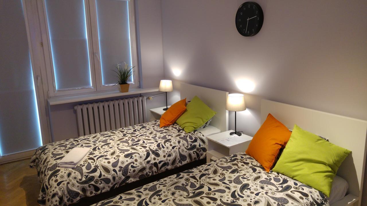 Rent0Nline Niepodleglosci Rooms Metro 华沙 外观 照片